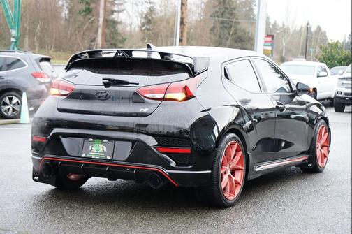 2022 Hyundai Veloster N Base