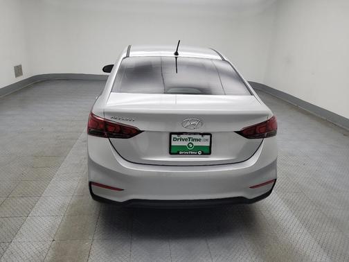 2022 Hyundai Accent SE