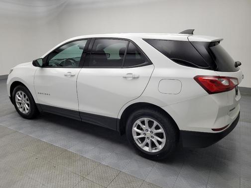 Summit White 2019 Chevrolet Equinox LS