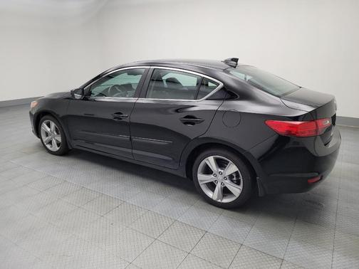 2013 Acura ILX 2.0L w/Premium Package