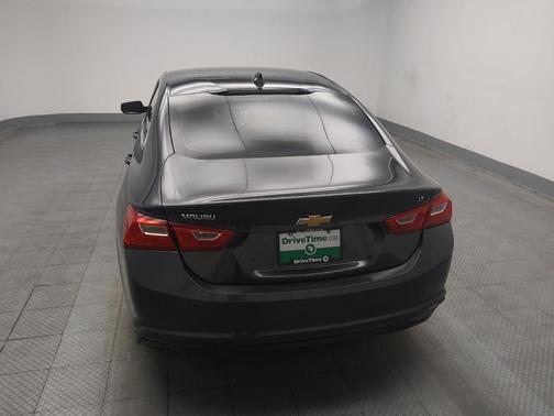 Gray 2018 Chevrolet Malibu LT