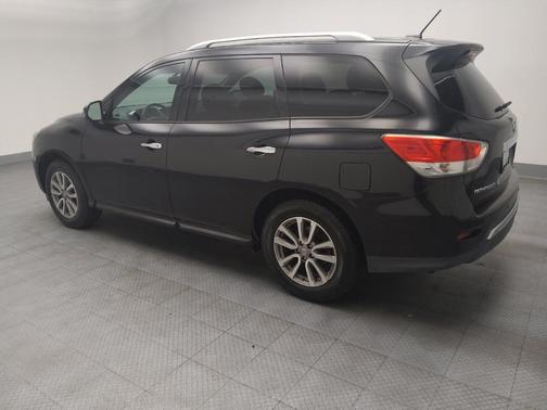 2016 Nissan Pathfinder SV