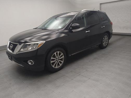 2016 Nissan Pathfinder SV