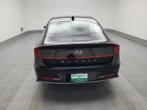 2022 Hyundai SONATA SE