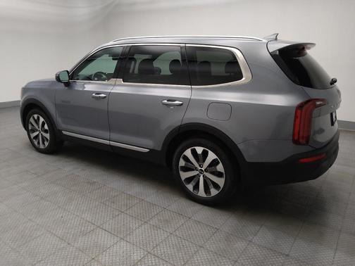 Everlasting Silver 2020 Kia Telluride S