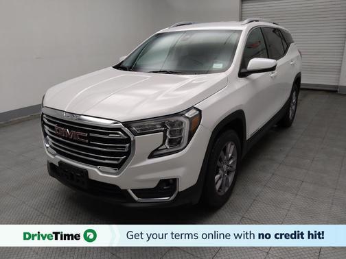 White Frost Tricoat 2022 GMC Terrain SLT