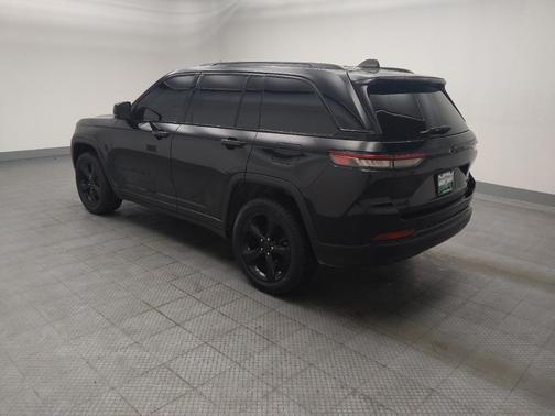 Diamond Black Crystal Pearlcoat 2023 Jeep Grand Cherokee Limited