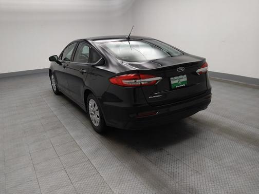 2019 Ford Fusion S