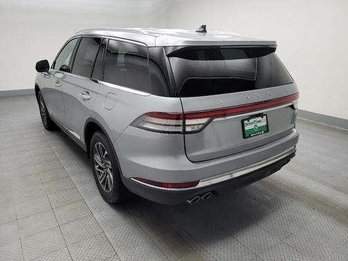 2022 Lincoln Aviator Standard AWD
