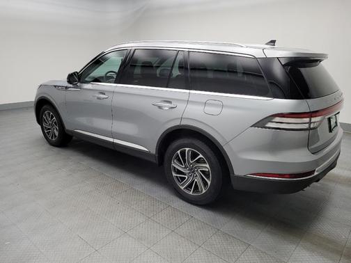 2022 Lincoln Aviator Standard AWD