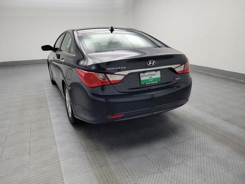 2013 Hyundai SONATA Limited