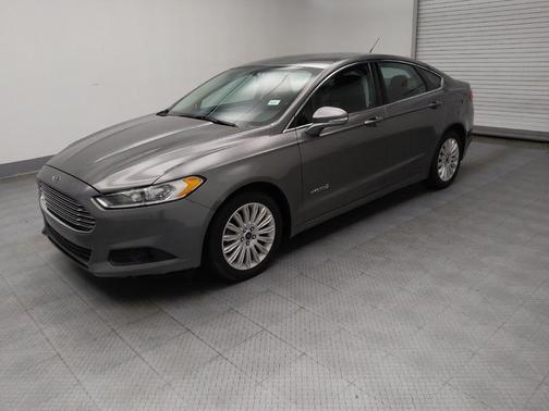 2014 Ford Fusion Hybrid SE