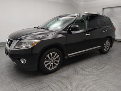 2016 Nissan Pathfinder SL