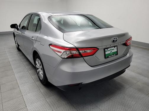 2018 Toyota Camry Hybrid LE