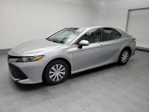2018 Toyota Camry Hybrid LE