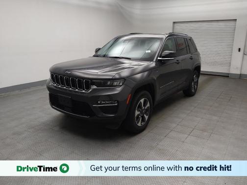 Baltic Gray Metallic Clearcoat 2023 Jeep Grand Cherokee 4xe Base