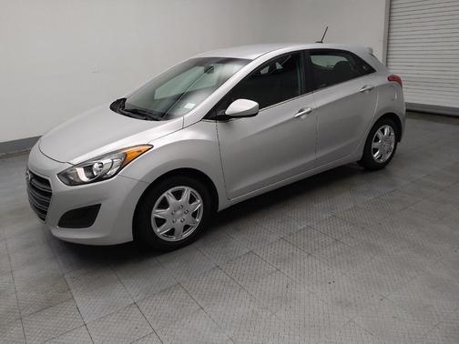 2017 Hyundai Elantra GT Base