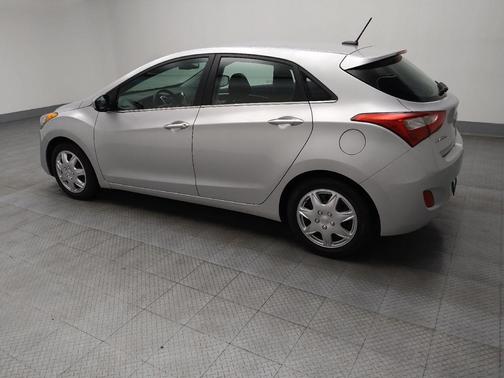 2017 Hyundai Elantra GT Base