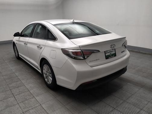 Diamond White Pearl 2016 Hyundai SONATA Hybrid SE
