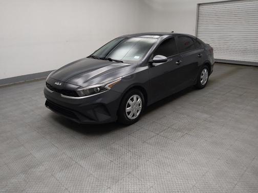 Gravity Gray 2023 Kia Forte LX