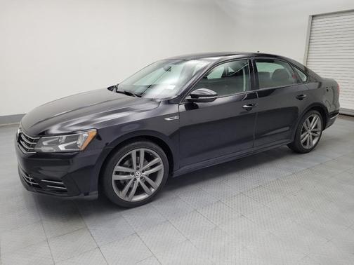 2018 Volkswagen Passat 2.0T R-Line