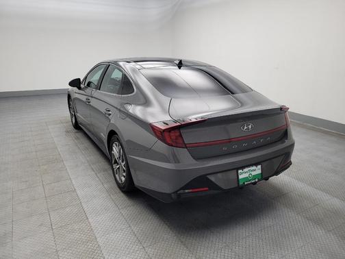 2022 Hyundai SONATA SEL
