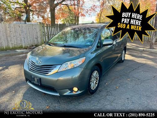2011 Toyota Sienna XLE