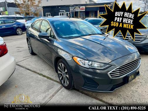 2020 Ford Fusion SE