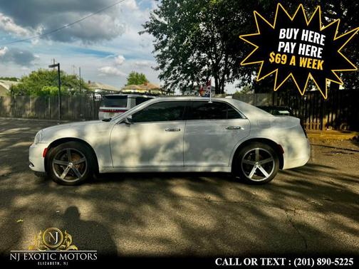 2018 Chrysler 300 Limited