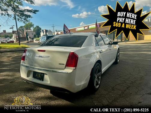 2018 Chrysler 300 Limited