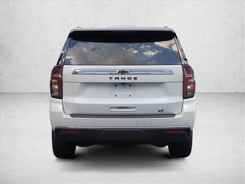 Iridescent Pearl Tricoat 2023 Chevrolet Tahoe LT