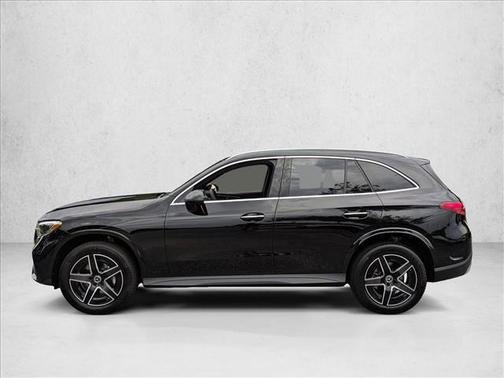 2026 Mercedes-Benz GLC 300 Base