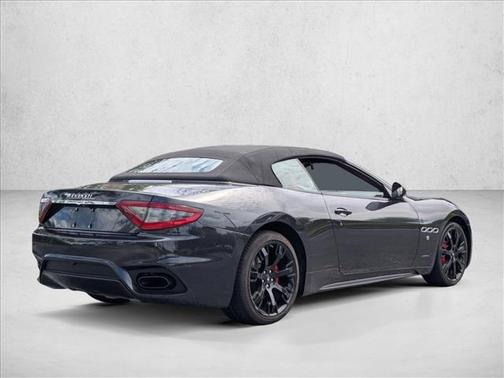2018 Maserati GranTurismo MC