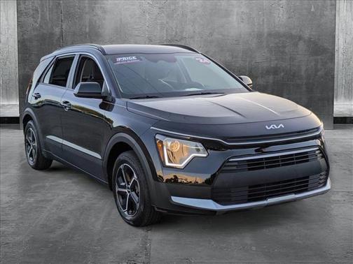 2024 Kia Niro LX
