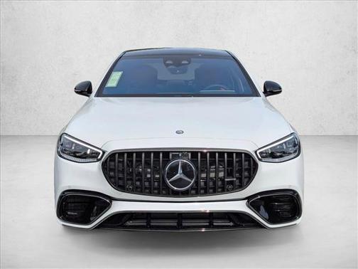 MANUFAKTUR Moonlight White Metallic 2026 Mercedes-Benz AMG S 63 E 4MATIC