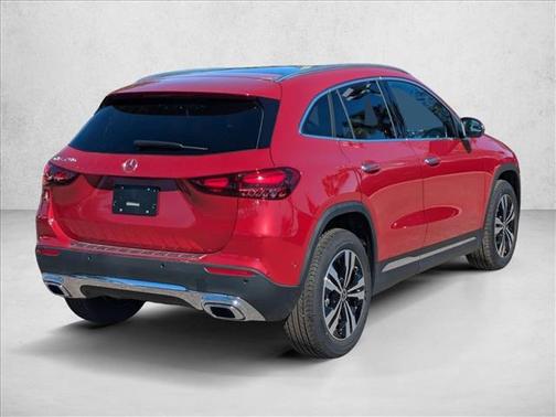 MANUFAKTUR Patagonia Red Metallic 2026 Mercedes-Benz GLA 250 4MATIC