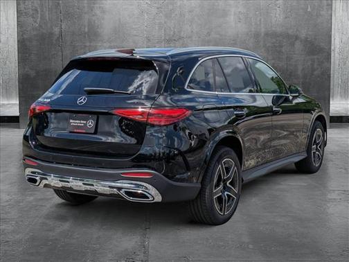 2025 Mercedes-Benz GLC 300 Base