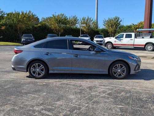 2018 Hyundai SONATA Sport