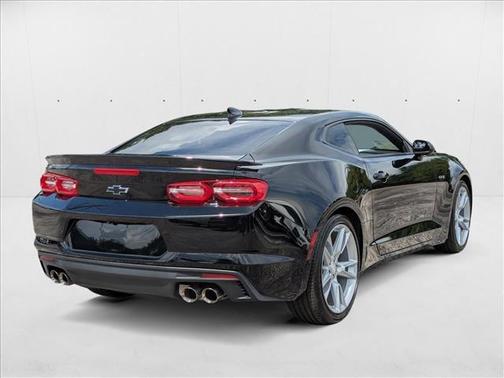 2021 Chevrolet Camaro RWD Coupe LT1