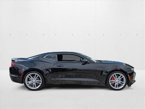 2021 Chevrolet Camaro RWD Coupe LT1