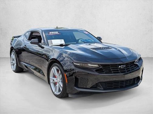 2021 Chevrolet Camaro RWD Coupe LT1