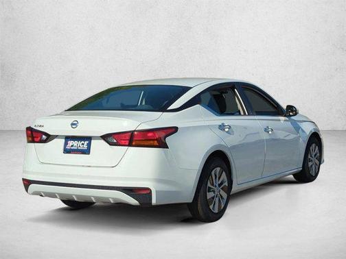 Glacier White 2021 Nissan Altima S FWD