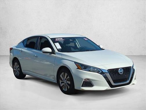 Glacier White 2021 Nissan Altima S FWD