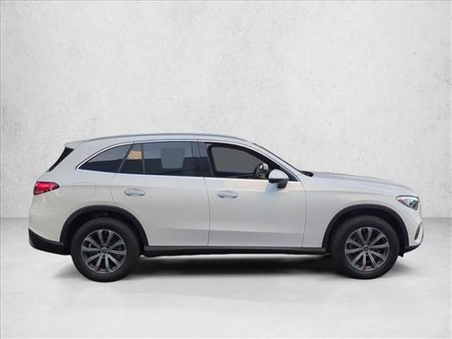 Polar White 2023 Mercedes-Benz GLC 300 Base