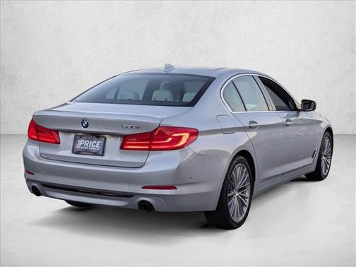2020 BMW 530 530i