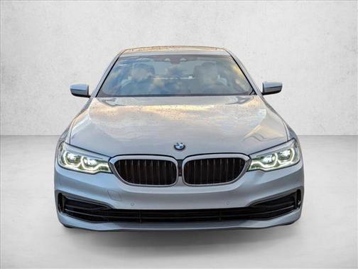 2020 BMW 530 530i