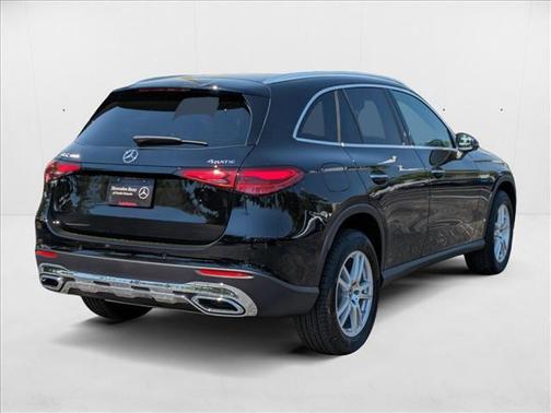 2025 Mercedes-Benz GLC 300 4MATIC