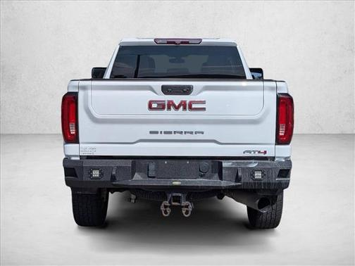 Summit White 2023 GMC Sierra 2500 AT4