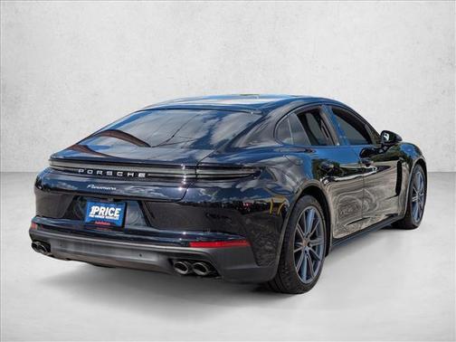 2024 Porsche Panamera 4
