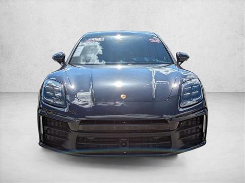 2024 Porsche Panamera 4